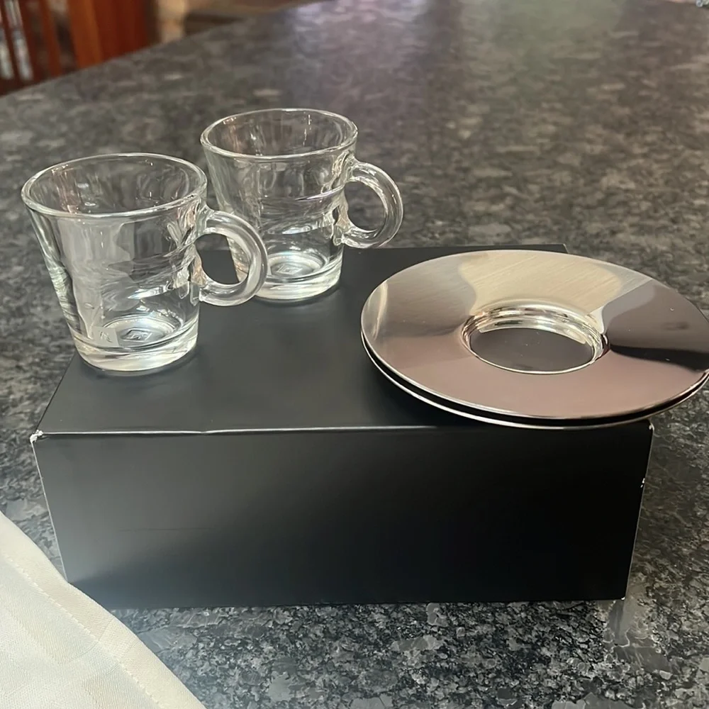 Nespresso View 2 Espresso Cups and 2 Saucers - New in Box